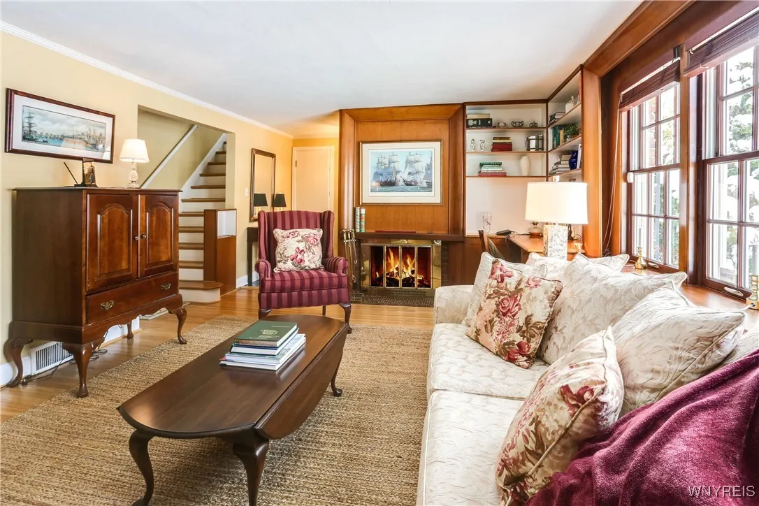 112 Walton Drive, Amherst, New York 14226, Amherst, New York 14226, 3 Bedrooms Bedrooms, 9 Rooms Rooms,3 BathroomsBathrooms,Residential,For Sale,112 Walton Drive, Amherst, New York 14226,0,B1650572