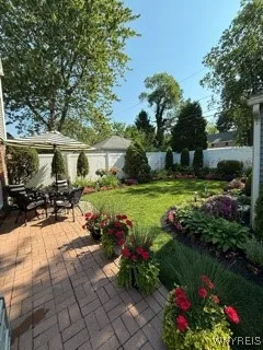 112 Walton Drive, Amherst, New York 14226, Amherst, New York 14226, 3 Bedrooms Bedrooms, 9 Rooms Rooms,3 BathroomsBathrooms,Residential,For Sale,112 Walton Drive, Amherst, New York 14226,0,B1650572