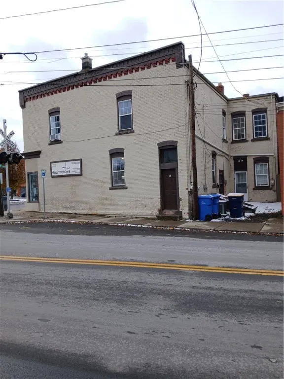 6 West Main Street, Manchester, New York 14548, Manchester, New York 14548, ,Commercial Sale,For Sale,6 West Main Street, Manchester, New York 14548,0,R1650543