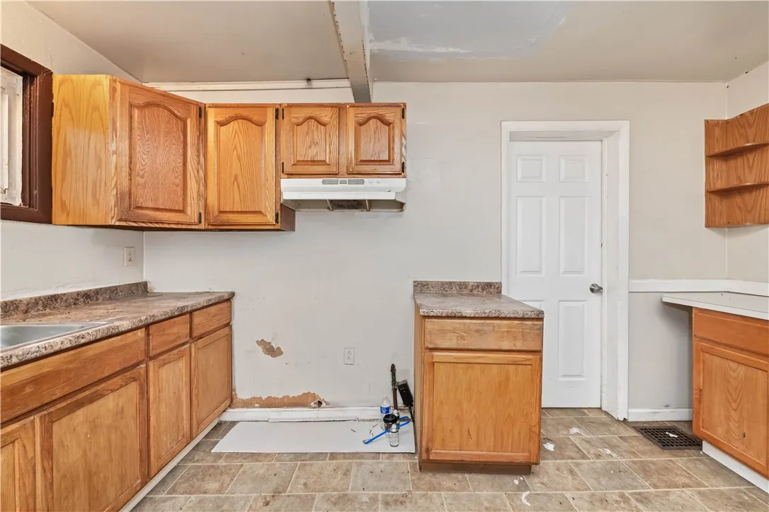 163 Durnan Street, Rochester, New York 14621, Rochester, New York 14621, 3 Bedrooms Bedrooms, 5 Rooms Rooms,2 BathroomsBathrooms,Residential,For Sale,163 Durnan Street, Rochester, New York 14621,0,R1650293