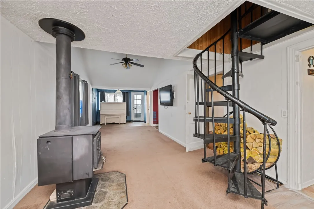 6056 Ely Avenue, Livonia, New York 14487, Livonia, New York 14487, 3 Bedrooms Bedrooms, 6 Rooms Rooms,1 BathroomBathrooms,Residential,For Sale,6056 Ely Avenue, Livonia, New York 14487,0,R1650393