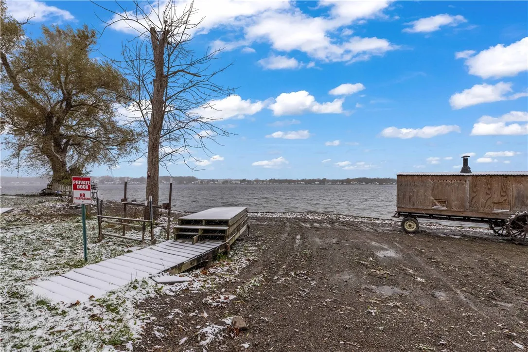 6056 Ely Avenue, Livonia, New York 14487, Livonia, New York 14487, 3 Bedrooms Bedrooms, 6 Rooms Rooms,1 BathroomBathrooms,Residential,For Sale,6056 Ely Avenue, Livonia, New York 14487,0,R1650393