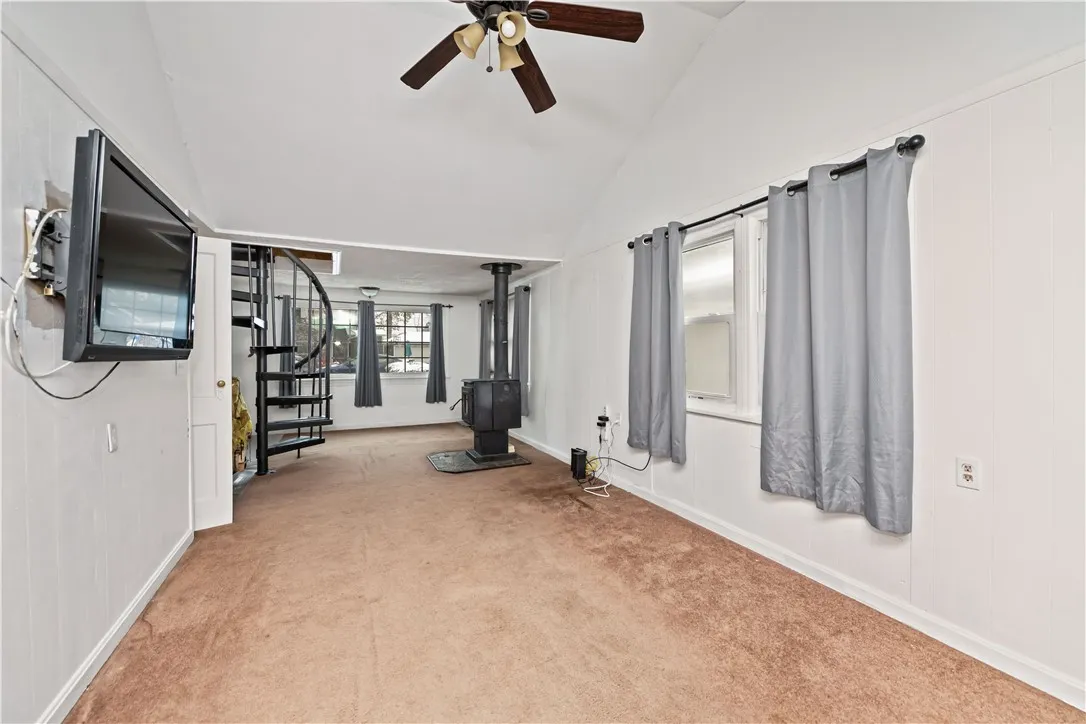 6056 Ely Avenue, Livonia, New York 14487, Livonia, New York 14487, 3 Bedrooms Bedrooms, 6 Rooms Rooms,1 BathroomBathrooms,Residential,For Sale,6056 Ely Avenue, Livonia, New York 14487,0,R1650393