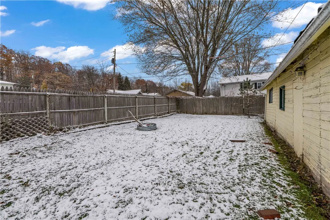 6056 Ely Avenue, Livonia, New York 14487, Livonia, New York 14487, 3 Bedrooms Bedrooms, 6 Rooms Rooms,1 BathroomBathrooms,Residential,For Sale,6056 Ely Avenue, Livonia, New York 14487,0,R1650393