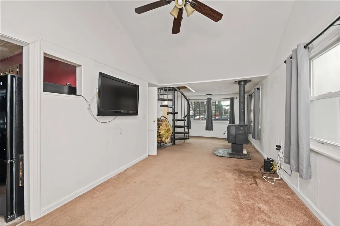 6056 Ely Avenue, Livonia, New York 14487, Livonia, New York 14487, 3 Bedrooms Bedrooms, 6 Rooms Rooms,1 BathroomBathrooms,Residential,For Sale,6056 Ely Avenue, Livonia, New York 14487,0,R1650393