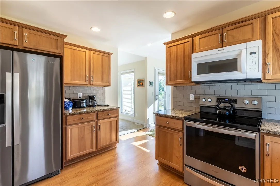 22 Country Club Lane, Grand Island, New York 14072, Grand Island, New York 14072, 3 Bedrooms Bedrooms, 6 Rooms Rooms,2 BathroomsBathrooms,Residential,For Sale,22 Country Club Lane, Grand Island, New York 14072,0,B1647494