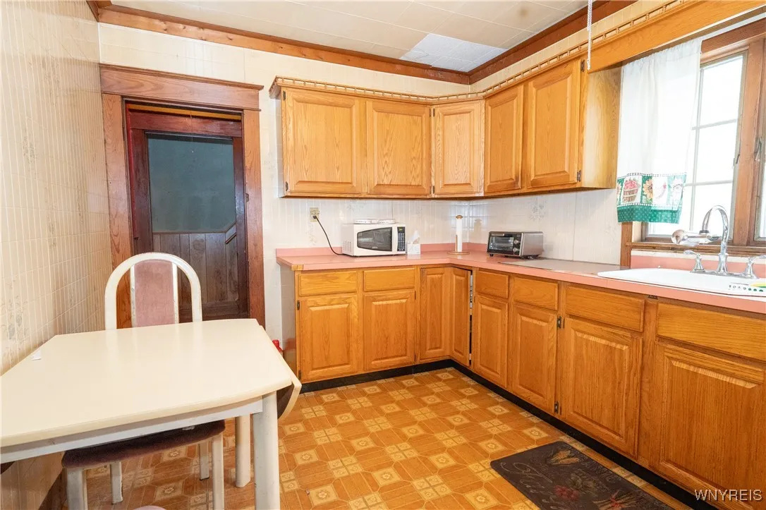 53 Choate Avenue, Buffalo, New York 14220, Buffalo, New York 14220, 3 Bedrooms Bedrooms, 6 Rooms Rooms,1 BathroomBathrooms,Residential,For Sale,53 Choate Avenue, Buffalo, New York 14220,0,B1650513