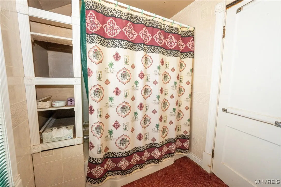 53 Choate Avenue, Buffalo, New York 14220, Buffalo, New York 14220, 3 Bedrooms Bedrooms, 6 Rooms Rooms,1 BathroomBathrooms,Residential,For Sale,53 Choate Avenue, Buffalo, New York 14220,0,B1650513