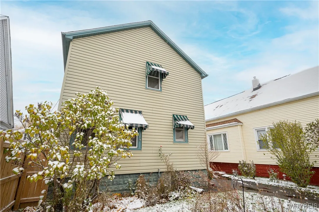 53 Choate Avenue, Buffalo, New York 14220, Buffalo, New York 14220, 3 Bedrooms Bedrooms, 6 Rooms Rooms,1 BathroomBathrooms,Residential,For Sale,53 Choate Avenue, Buffalo, New York 14220,0,B1650513