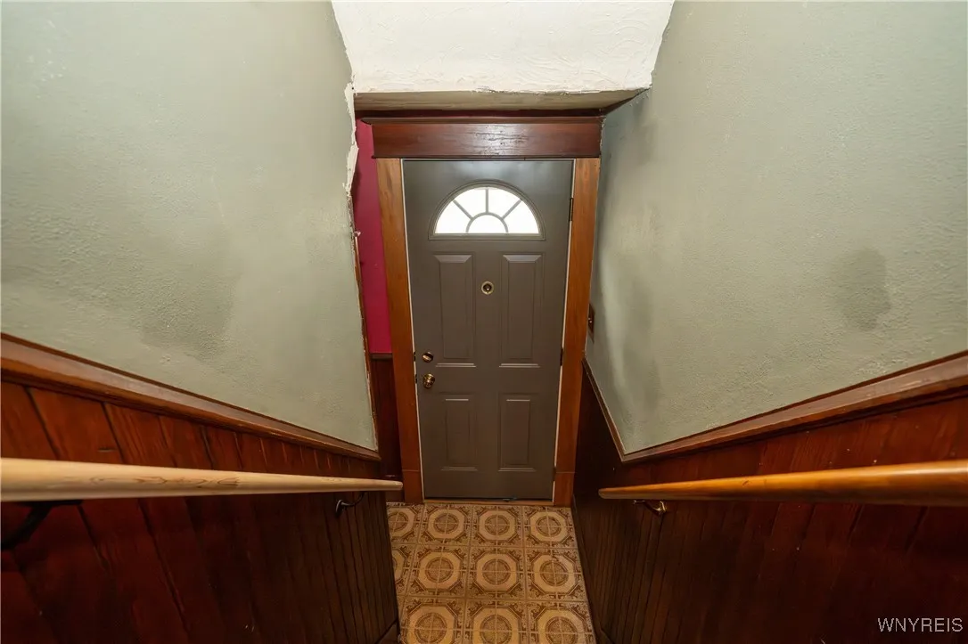 53 Choate Avenue, Buffalo, New York 14220, Buffalo, New York 14220, 3 Bedrooms Bedrooms, 6 Rooms Rooms,1 BathroomBathrooms,Residential,For Sale,53 Choate Avenue, Buffalo, New York 14220,0,B1650513