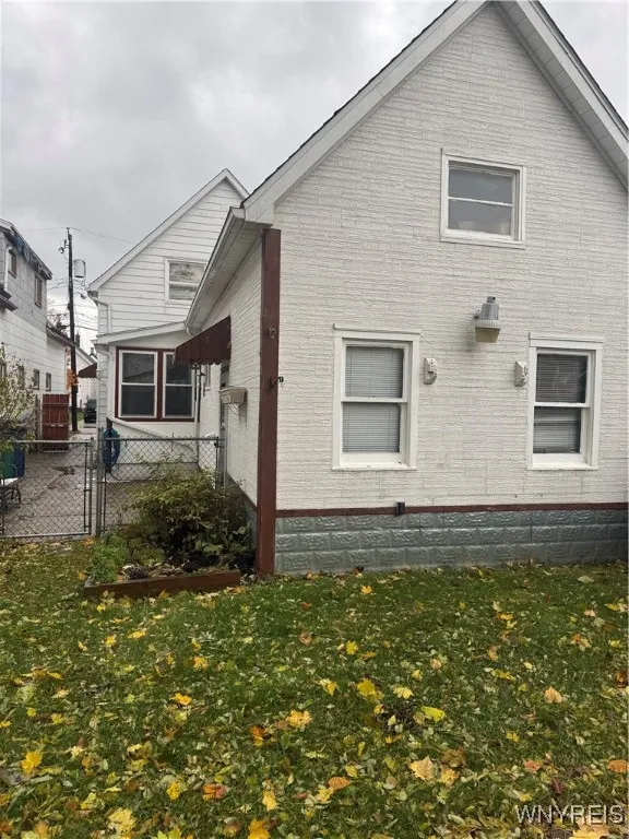 143 Weiss Street, Buffalo, New York 14206, Buffalo, New York 14206, 3 Bedrooms Bedrooms, 8 Rooms Rooms,1 BathroomBathrooms,Residential,For Sale,143 Weiss Street, Buffalo, New York 14206,0,B1650564