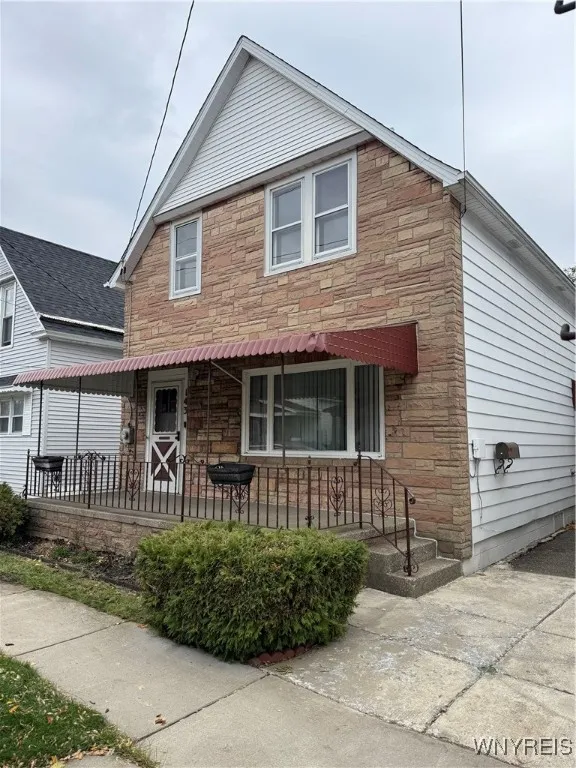 143 Weiss Street, Buffalo, New York 14206, Buffalo, New York 14206, 3 Bedrooms Bedrooms, 8 Rooms Rooms,1 BathroomBathrooms,Residential,For Sale,143 Weiss Street, Buffalo, New York 14206,0,B1650564