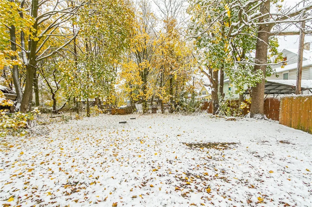 128 Cameron St, Rochester, New York 14606, Rochester, New York 14606, 5 Bedrooms Bedrooms, ,2 BathroomsBathrooms,Residential,For Sale,128 Cameron St, Rochester, New York 14606,0,R1650554