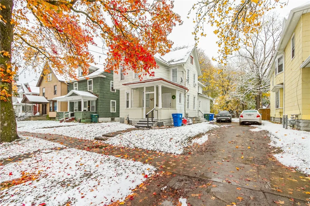 128 Cameron St, Rochester, New York 14606, Rochester, New York 14606, 5 Bedrooms Bedrooms, ,2 BathroomsBathrooms,Residential,For Sale,128 Cameron St, Rochester, New York 14606,0,R1650554