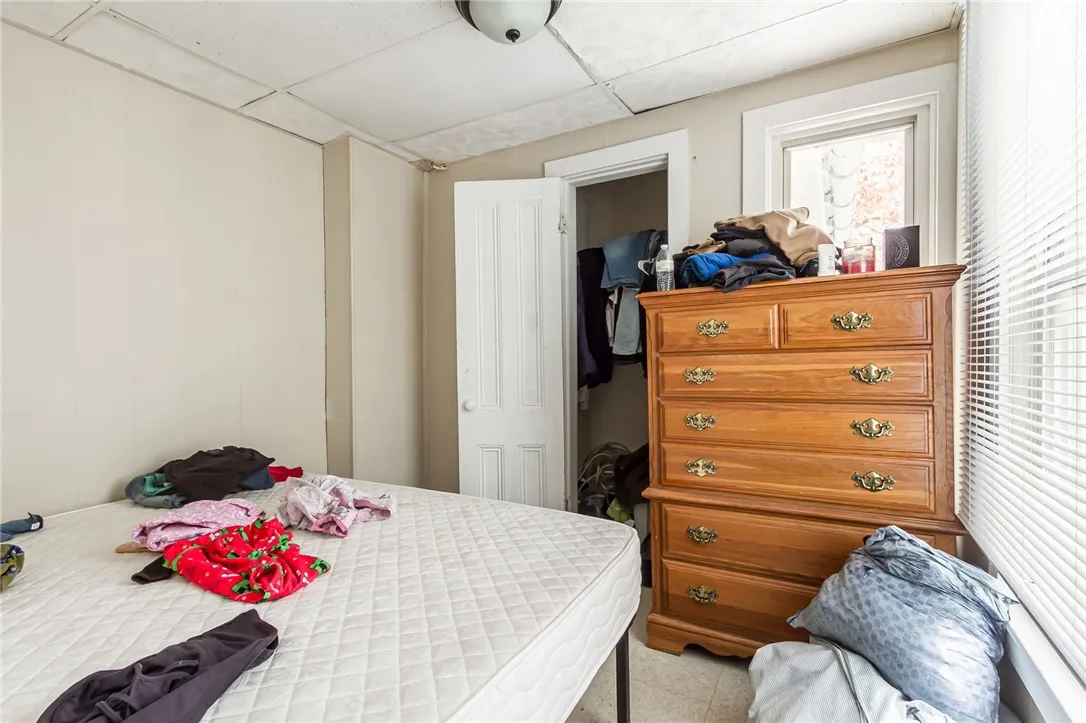 128 Cameron St, Rochester, New York 14606, Rochester, New York 14606, 5 Bedrooms Bedrooms, ,2 BathroomsBathrooms,Residential,For Sale,128 Cameron St, Rochester, New York 14606,0,R1650554