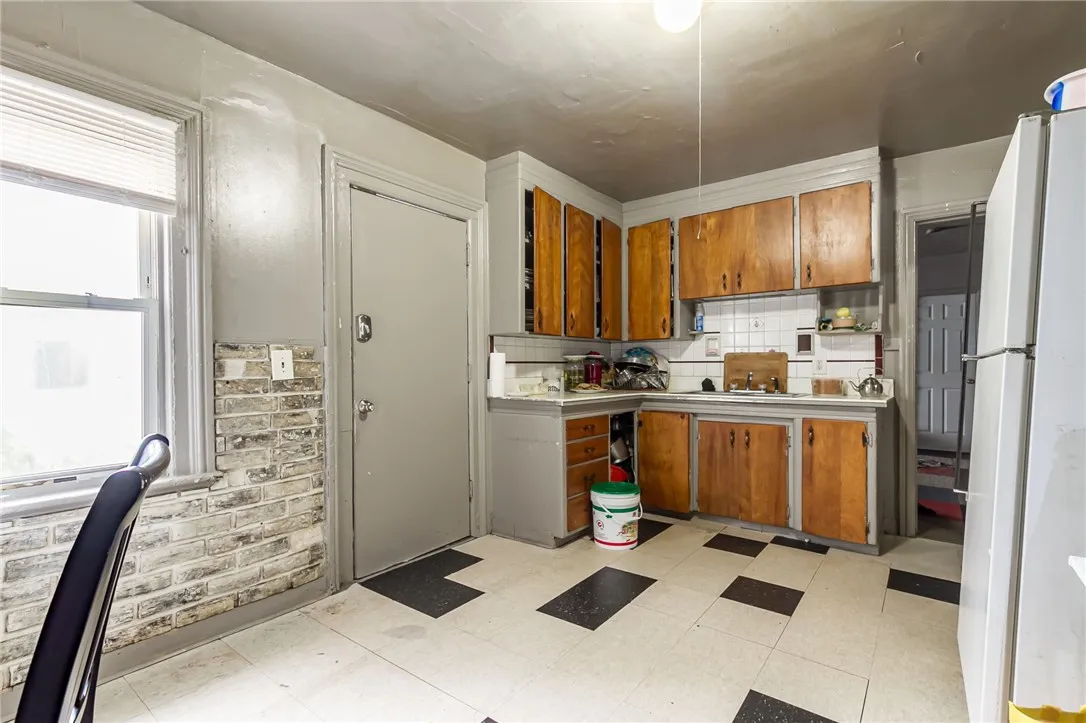 626 Jay St, Rochester, New York 14611, Rochester, New York 14611, 4 Bedrooms Bedrooms, ,2 BathroomsBathrooms,Residential,For Sale,626 Jay St, Rochester, New York 14611,0,R1650567