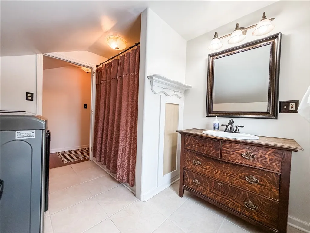 5003 State Route 34, Fleming, New York 13021, Fleming, New York 13021, 3 Bedrooms Bedrooms, 7 Rooms Rooms,1 BathroomBathrooms,Residential,For Sale,5003 State Route 34, Fleming, New York 13021,0,R1650341