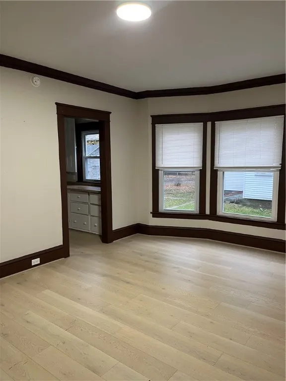 412 Walnut Street, Elmira City, New York 14901, Elmira City, New York 14901, 3 Bedrooms Bedrooms, 8 Rooms Rooms,1 BathroomBathrooms,Residential Lease,For Rent,412 Walnut Street, Elmira City, New York 14901,0,R1650602