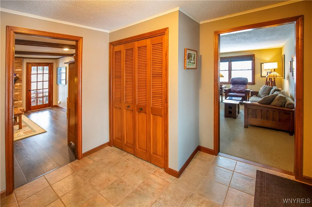 75 Lindhurst Drive, Lockport City, New York 14094, Lockport City, New York 14094, 3 Bedrooms Bedrooms, 8 Rooms Rooms,2 BathroomsBathrooms,Residential,For Sale,75 Lindhurst Drive, Lockport City, New York 14094,0,B1650280
