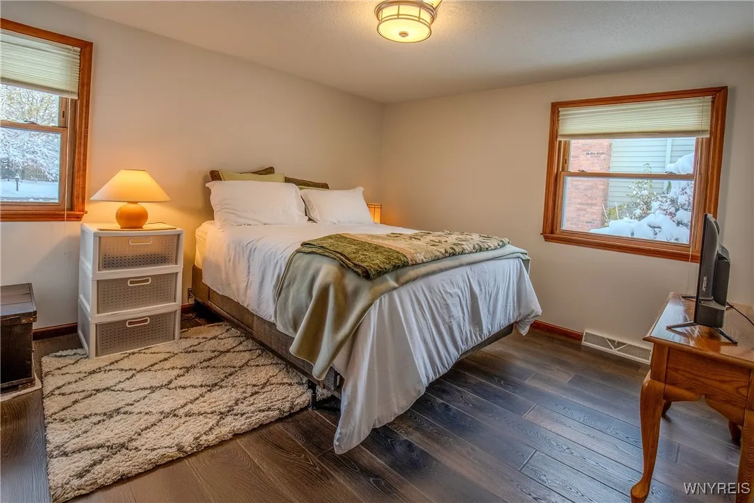 75 Lindhurst Drive, Lockport City, New York 14094, Lockport City, New York 14094, 3 Bedrooms Bedrooms, 8 Rooms Rooms,2 BathroomsBathrooms,Residential,For Sale,75 Lindhurst Drive, Lockport City, New York 14094,0,B1650280
