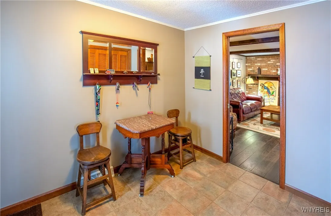 75 Lindhurst Drive, Lockport City, New York 14094, Lockport City, New York 14094, 3 Bedrooms Bedrooms, 8 Rooms Rooms,2 BathroomsBathrooms,Residential,For Sale,75 Lindhurst Drive, Lockport City, New York 14094,0,B1650280