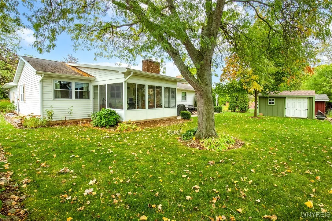 75 Lindhurst Drive, Lockport City, New York 14094, Lockport City, New York 14094, 3 Bedrooms Bedrooms, 8 Rooms Rooms,2 BathroomsBathrooms,Residential,For Sale,75 Lindhurst Drive, Lockport City, New York 14094,0,B1650280