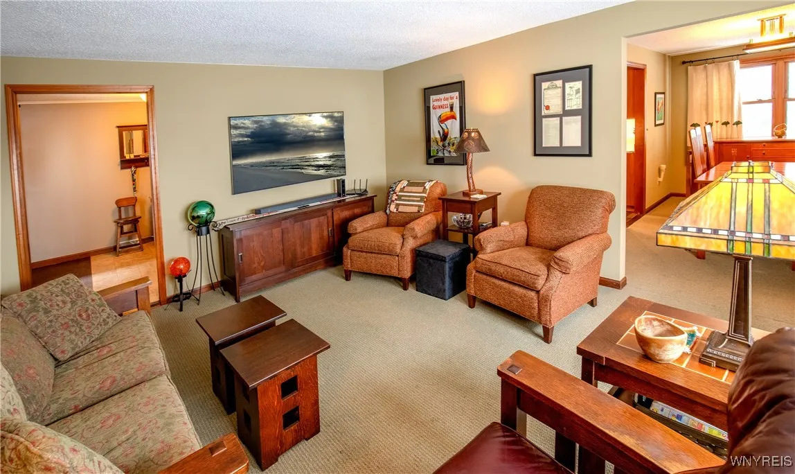 75 Lindhurst Drive, Lockport City, New York 14094, Lockport City, New York 14094, 3 Bedrooms Bedrooms, 8 Rooms Rooms,2 BathroomsBathrooms,Residential,For Sale,75 Lindhurst Drive, Lockport City, New York 14094,0,B1650280