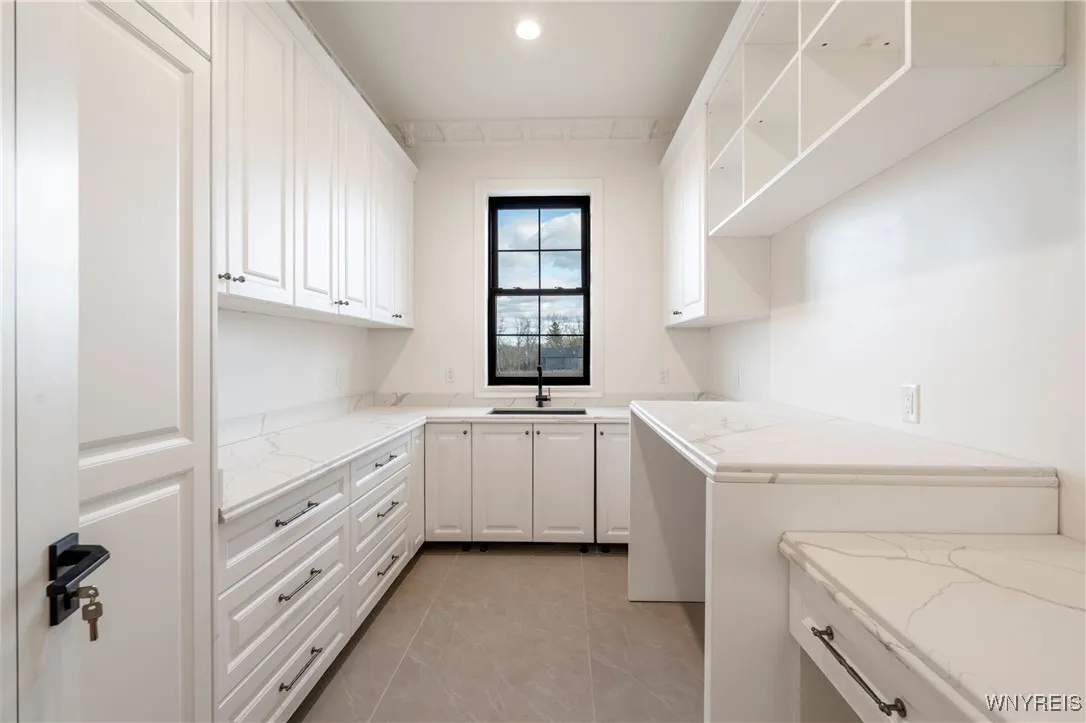 11168 Stage Road, Newstead, New York 14001, Newstead, New York 14001, 5 Bedrooms Bedrooms, 10 Rooms Rooms,4 BathroomsBathrooms,Residential Lease,For Rent,11168 Stage Road, Newstead, New York 14001,0,B1650573