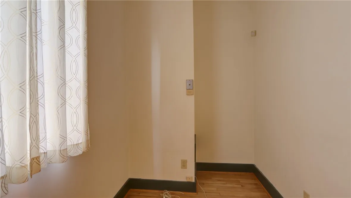 28 Fall Street, Seneca Falls, New York 13148, Seneca Falls, New York 13148, ,Commercial Lease,For Rent,28 Fall Street, Seneca Falls, New York 13148,0,R1650604