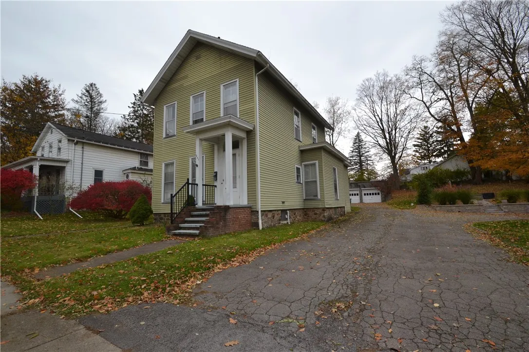 253 Fayette Street, Palmyra, New York 14522, Palmyra, New York 14522, 5 Bedrooms Bedrooms, ,2 BathroomsBathrooms,Residential,For Sale,253 Fayette Street, Palmyra, New York 14522,0,R1650589