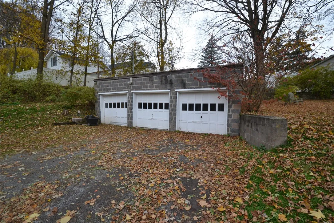 253 Fayette Street, Palmyra, New York 14522, Palmyra, New York 14522, 5 Bedrooms Bedrooms, ,2 BathroomsBathrooms,Residential,For Sale,253 Fayette Street, Palmyra, New York 14522,0,R1650589