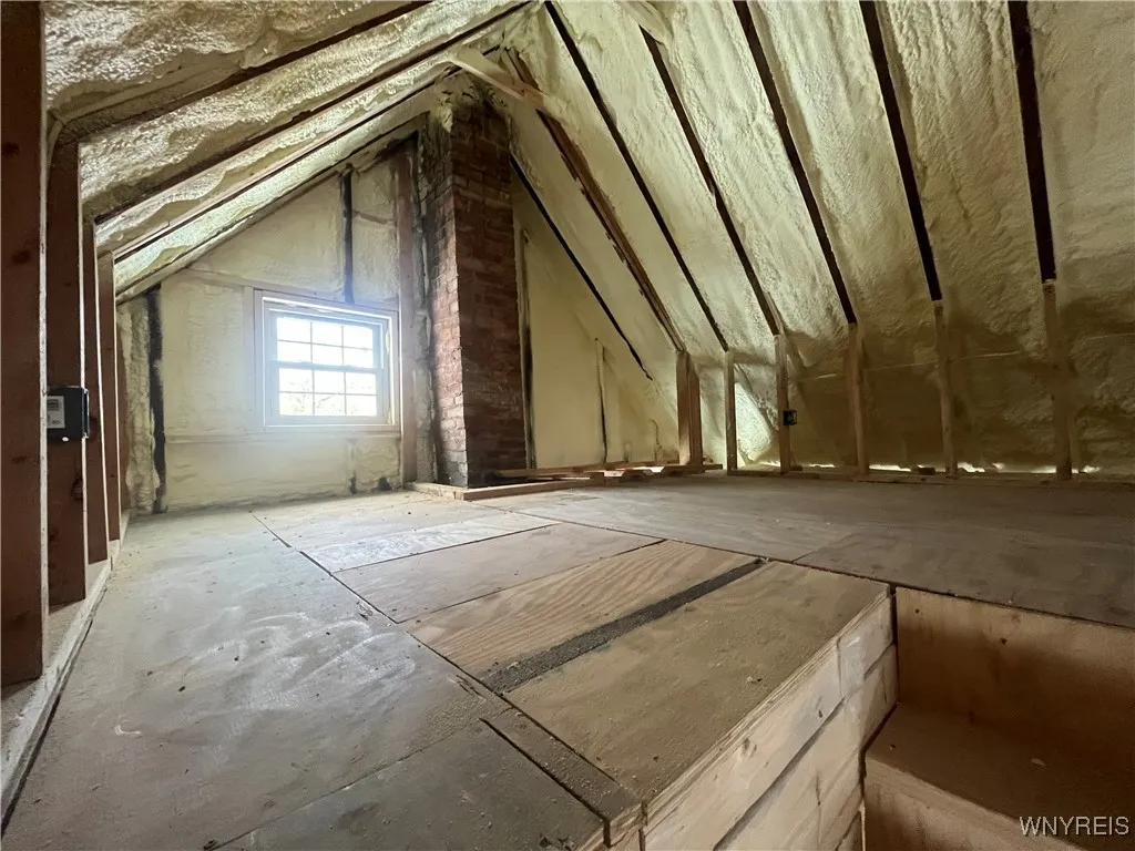 2936 Mckoon Avenue, Niagara Falls, New York 14305, Niagara Falls, New York 14305, 3 Bedrooms Bedrooms, 6 Rooms Rooms,Residential,For Sale,2936 Mckoon Avenue, Niagara Falls, New York 14305,0,B1650615