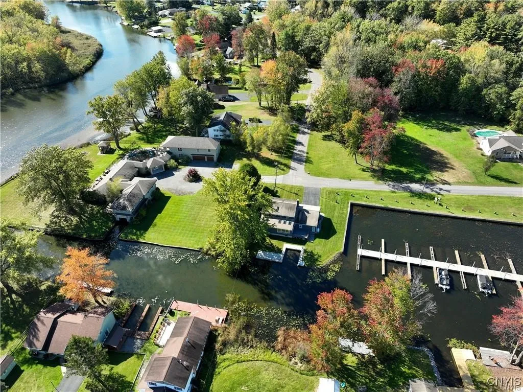 1001 Birch Lane, Vienna, New York 13157, Vienna, New York 13157, 4 Bedrooms Bedrooms, 11 Rooms Rooms,2 BathroomsBathrooms,Residential,For Sale,1001 Birch Lane, Vienna, New York 13157,0,S1650339