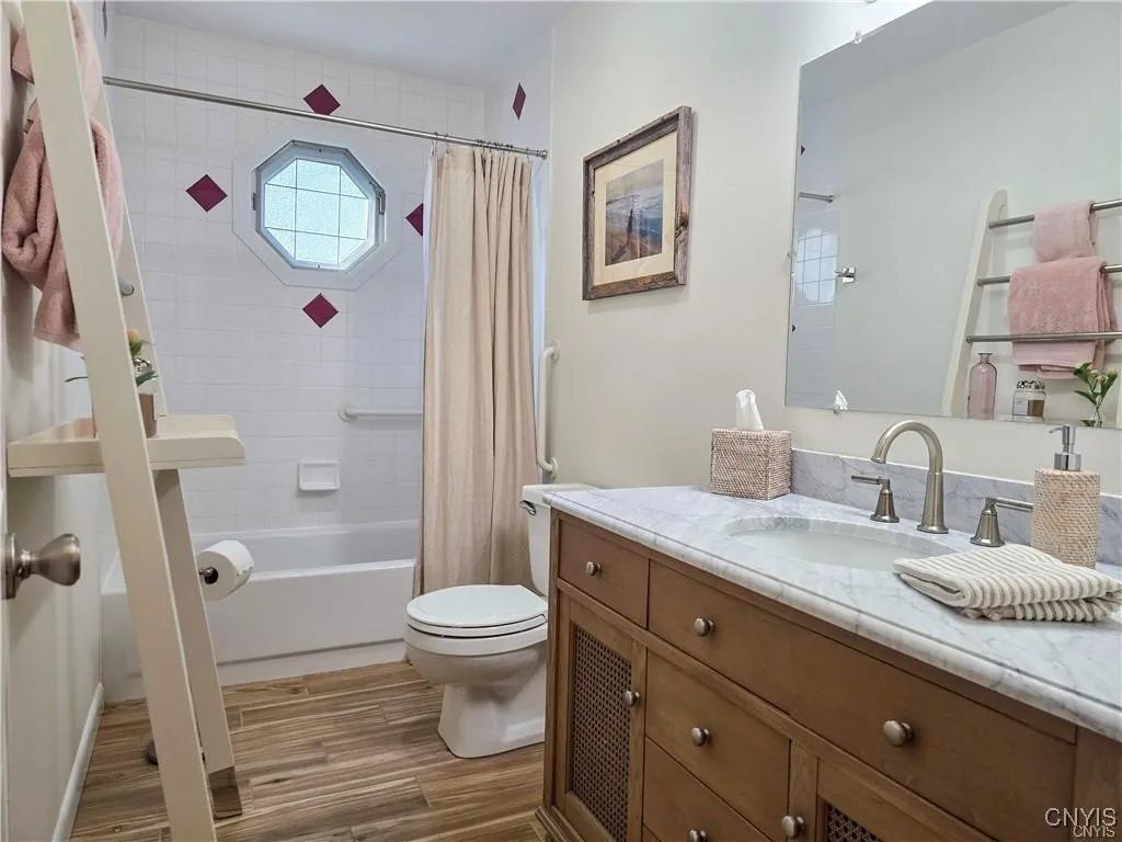 1001 Birch Lane, Vienna, New York 13157, Vienna, New York 13157, 4 Bedrooms Bedrooms, 11 Rooms Rooms,2 BathroomsBathrooms,Residential,For Sale,1001 Birch Lane, Vienna, New York 13157,0,S1650339