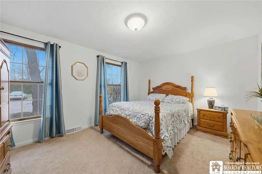 100 Carriage Drive 4, Orchard Park, New York 14127, Orchard Park, New York 14127, 2 Bedrooms Bedrooms, 7 Rooms Rooms,1 BathroomBathrooms,Residential,For Sale,100 Carriage Drive 4, Orchard Park, New York 14127,0,R1650575