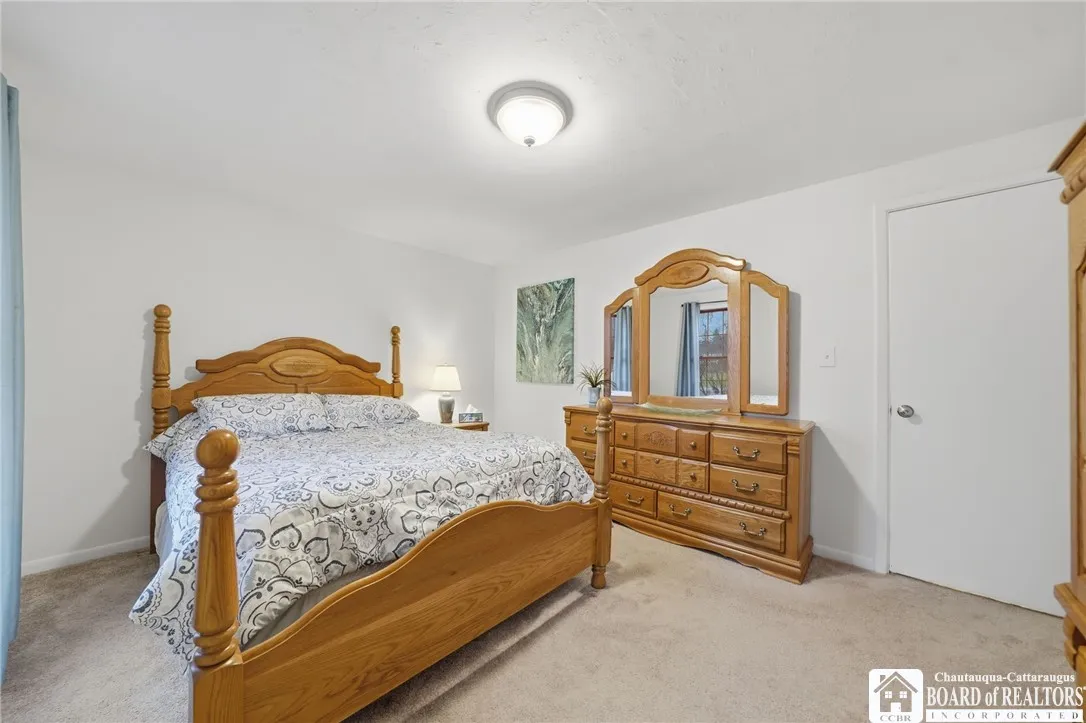 100 Carriage Drive 4, Orchard Park, New York 14127, Orchard Park, New York 14127, 2 Bedrooms Bedrooms, 7 Rooms Rooms,1 BathroomBathrooms,Residential,For Sale,100 Carriage Drive 4, Orchard Park, New York 14127,0,R1650575