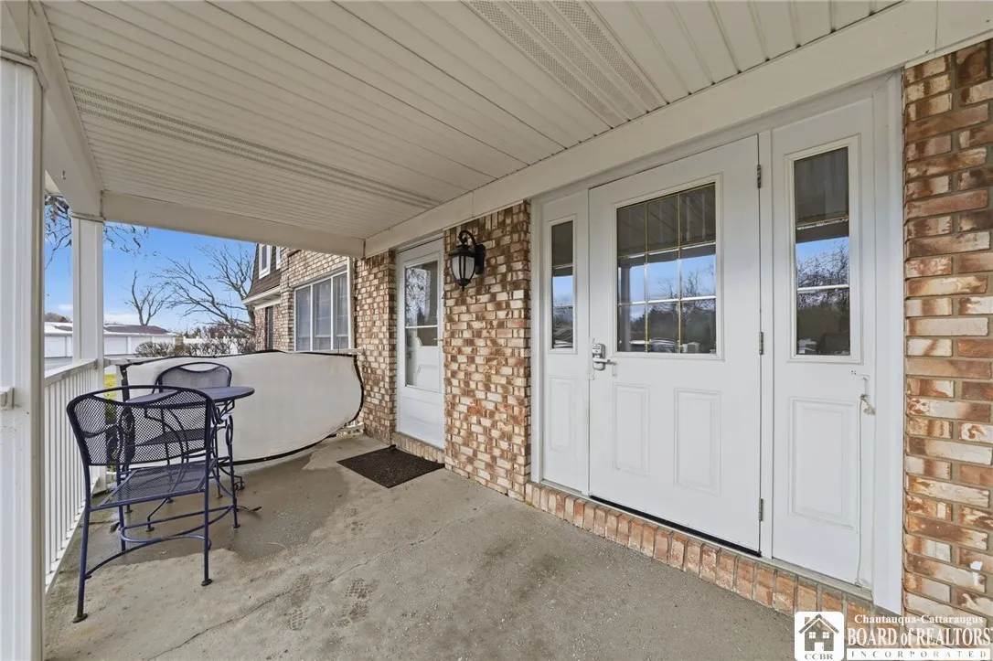 100 Carriage Drive 4, Orchard Park, New York 14127, Orchard Park, New York 14127, 2 Bedrooms Bedrooms, 7 Rooms Rooms,1 BathroomBathrooms,Residential,For Sale,100 Carriage Drive 4, Orchard Park, New York 14127,0,R1650575