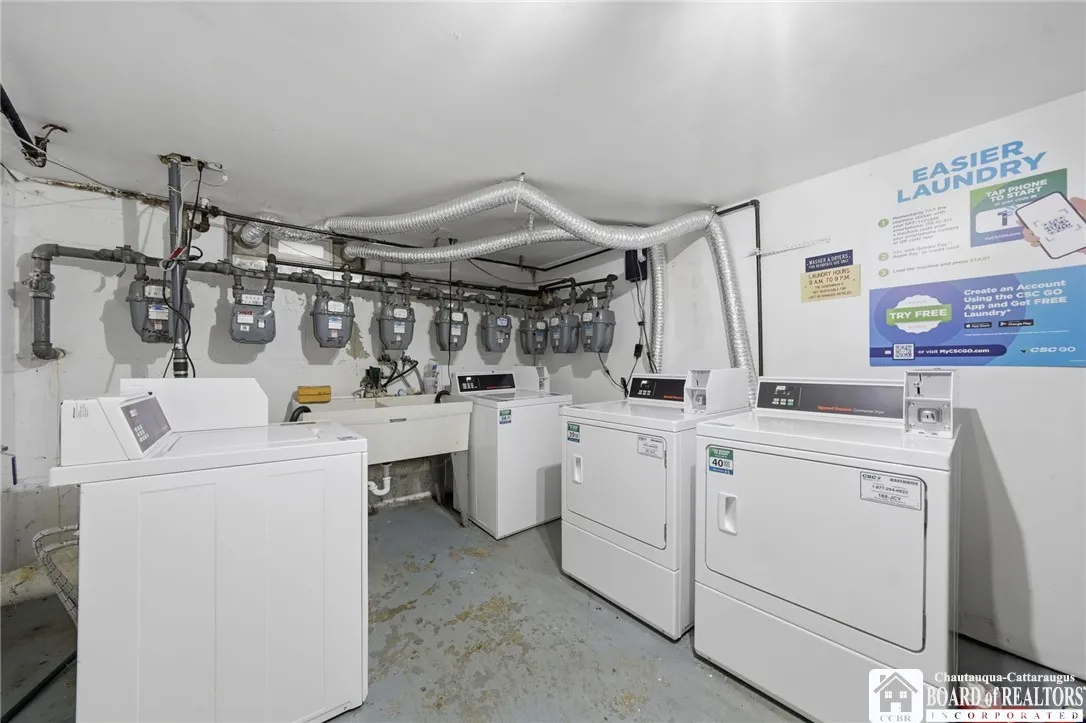 100 Carriage Drive 4, Orchard Park, New York 14127, Orchard Park, New York 14127, 2 Bedrooms Bedrooms, 7 Rooms Rooms,1 BathroomBathrooms,Residential,For Sale,100 Carriage Drive 4, Orchard Park, New York 14127,0,R1650575