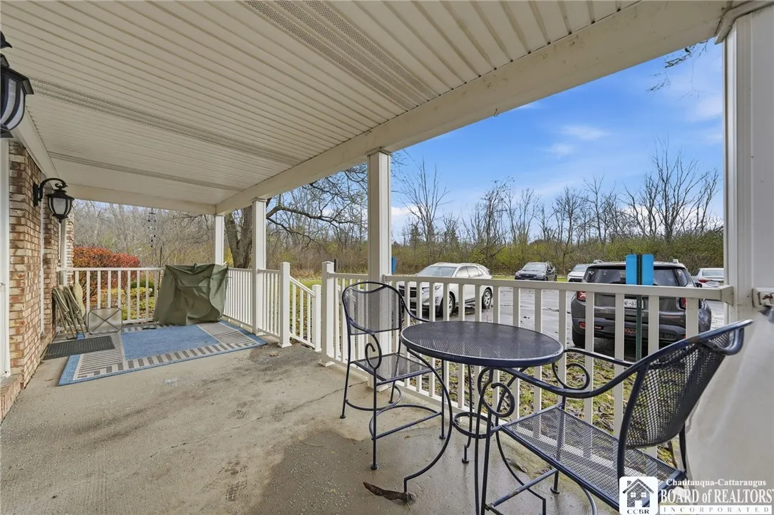 100 Carriage Drive 4, Orchard Park, New York 14127, Orchard Park, New York 14127, 2 Bedrooms Bedrooms, 7 Rooms Rooms,1 BathroomBathrooms,Residential,For Sale,100 Carriage Drive 4, Orchard Park, New York 14127,0,R1650575