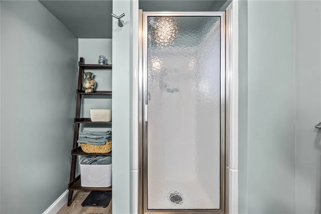 1301 Martin Road, Henrietta, New York 14586, Henrietta, New York 14586, 3 Bedrooms Bedrooms, 13 Rooms Rooms,2 BathroomsBathrooms,Residential,For Sale,1301 Martin Road, Henrietta, New York 14586,0,R1650623