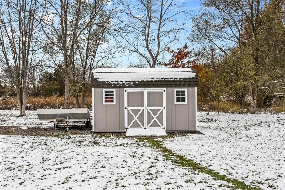 1301 Martin Road, Henrietta, New York 14586, Henrietta, New York 14586, 3 Bedrooms Bedrooms, 13 Rooms Rooms,2 BathroomsBathrooms,Residential,For Sale,1301 Martin Road, Henrietta, New York 14586,0,R1650623