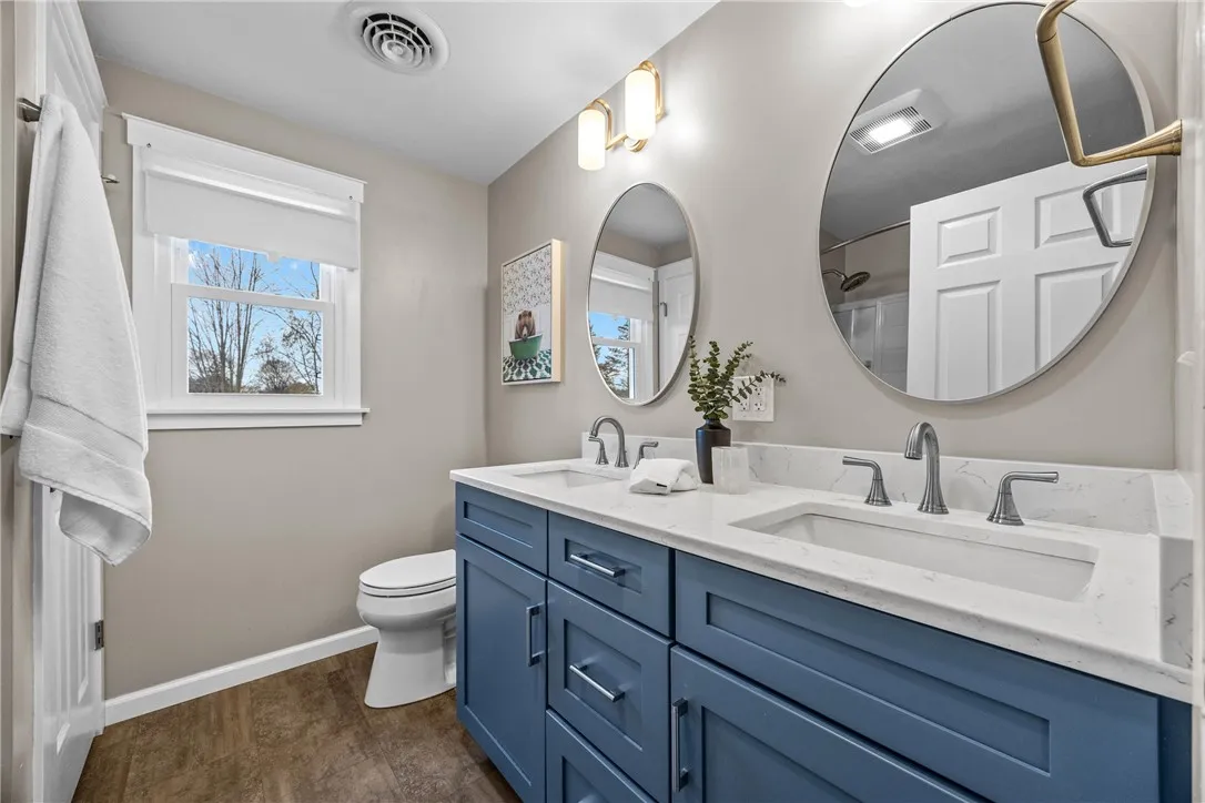 1301 Martin Road, Henrietta, New York 14586, Henrietta, New York 14586, 3 Bedrooms Bedrooms, 13 Rooms Rooms,2 BathroomsBathrooms,Residential,For Sale,1301 Martin Road, Henrietta, New York 14586,0,R1650623