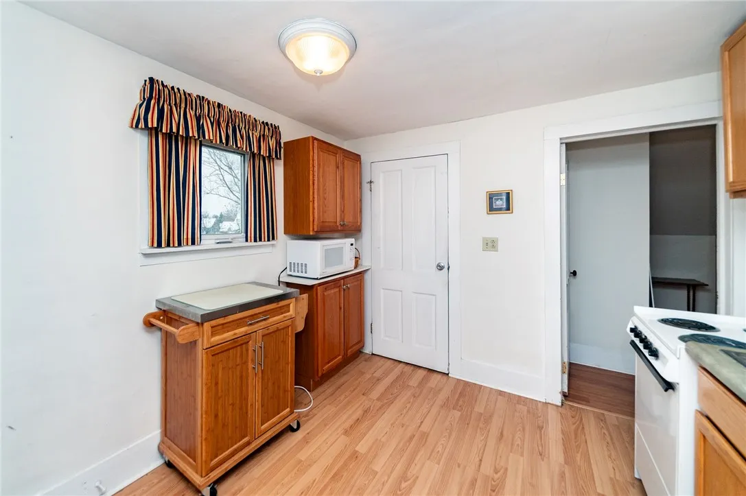 49 Prospect Avenue, Batavia City, New York 14020, Batavia City, New York 14020, 3 Bedrooms Bedrooms, ,2 BathroomsBathrooms,Residential,For Sale,49 Prospect Avenue, Batavia City, New York 14020,0,R1650152