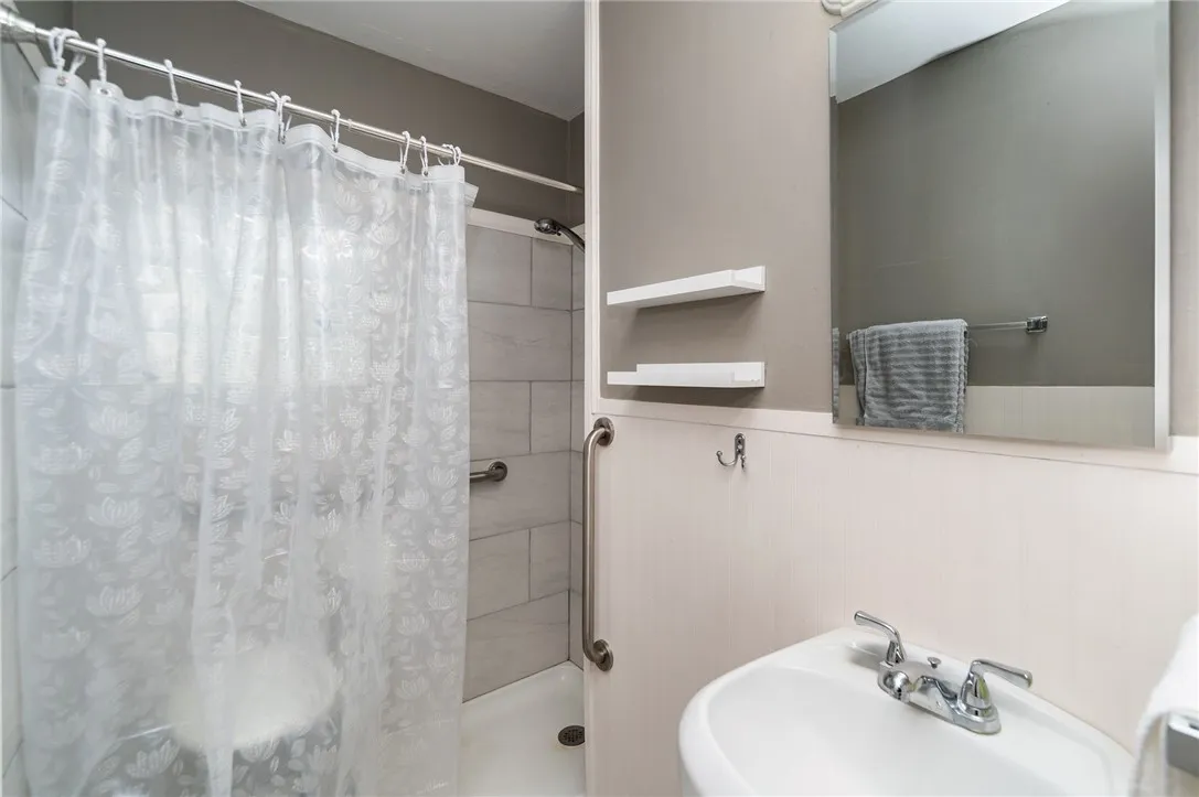 49 Prospect Avenue, Batavia City, New York 14020, Batavia City, New York 14020, 3 Bedrooms Bedrooms, ,2 BathroomsBathrooms,Residential,For Sale,49 Prospect Avenue, Batavia City, New York 14020,0,R1650152