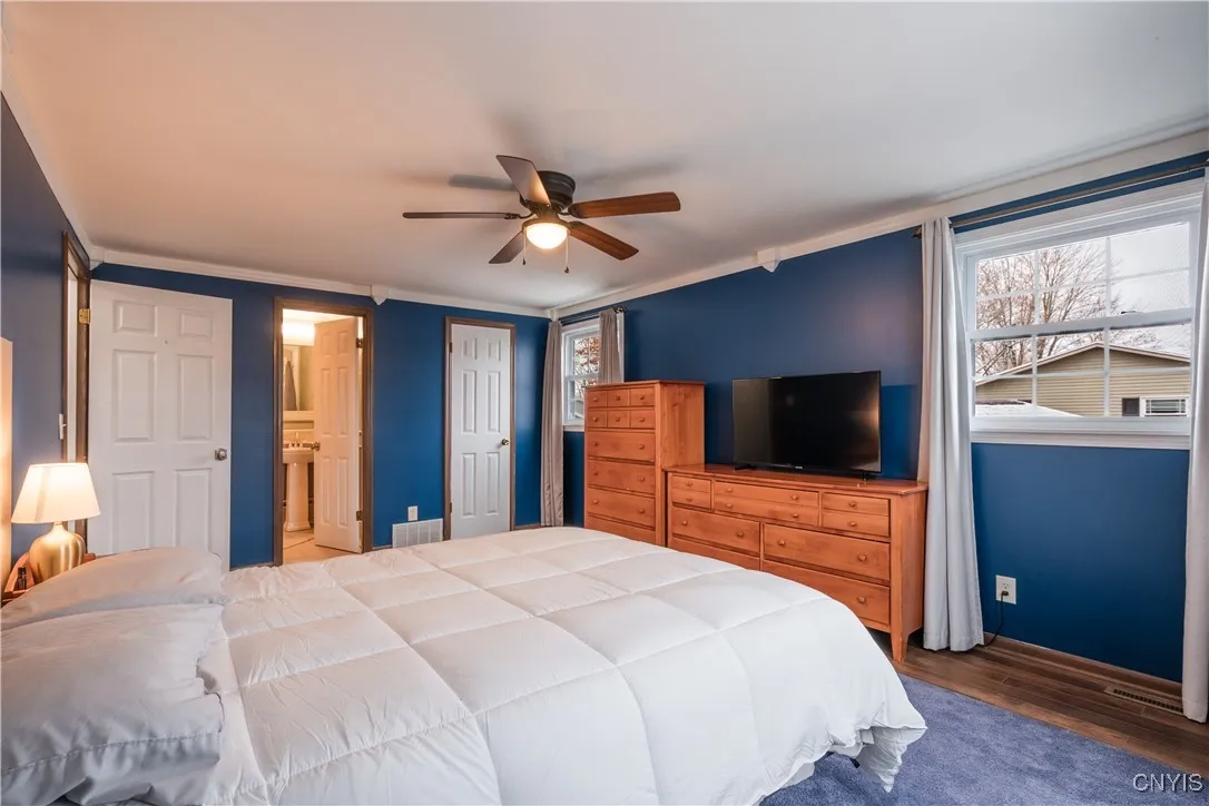 4976 Surrey Lane, Clay, New York 13088, Clay, New York 13088, 4 Bedrooms Bedrooms, 11 Rooms Rooms,2 BathroomsBathrooms,Residential,For Sale,4976 Surrey Lane, Clay, New York 13088,0,S1649468