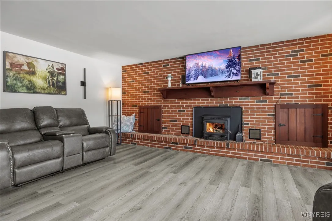 4037 Calkins Road, Lewiston, New York 14174, Lewiston, New York 14174, 3 Bedrooms Bedrooms, 6 Rooms Rooms,2 BathroomsBathrooms,Residential,For Sale,4037 Calkins Road, Lewiston, New York 14174,0,B1649971