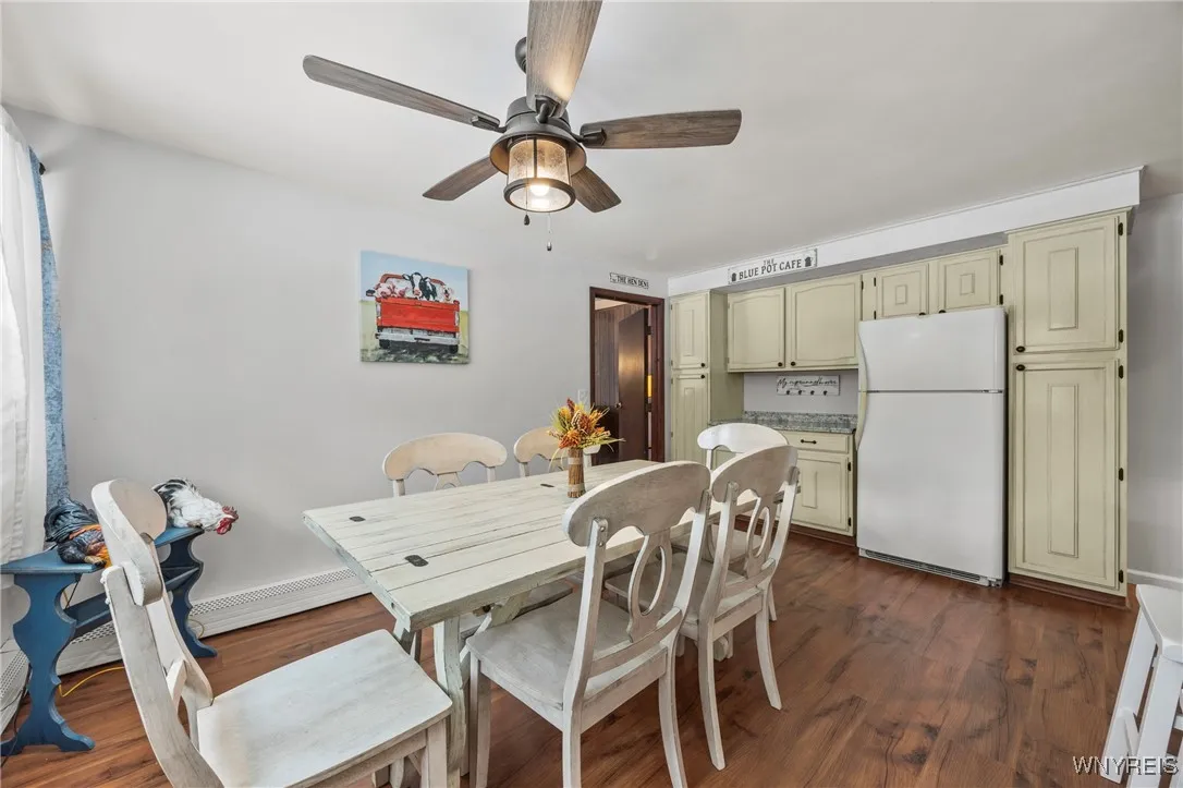 4037 Calkins Road, Lewiston, New York 14174, Lewiston, New York 14174, 3 Bedrooms Bedrooms, 6 Rooms Rooms,2 BathroomsBathrooms,Residential,For Sale,4037 Calkins Road, Lewiston, New York 14174,0,B1649971