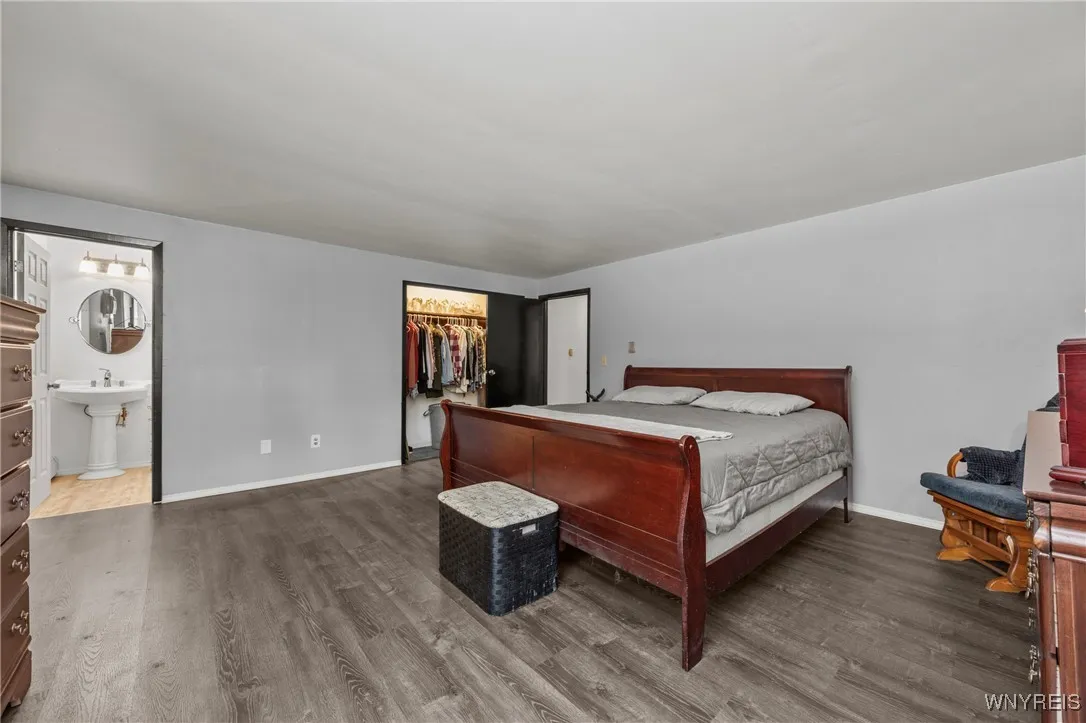 4037 Calkins Road, Lewiston, New York 14174, Lewiston, New York 14174, 3 Bedrooms Bedrooms, 6 Rooms Rooms,2 BathroomsBathrooms,Residential,For Sale,4037 Calkins Road, Lewiston, New York 14174,0,B1649971