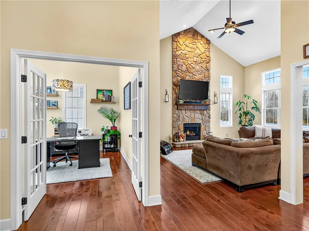 Foyer looking into the office and 2 Story Great Rm