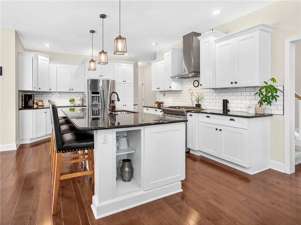 Custom Chefs Kitchen w/Large Center Island and Cambria Quartz Counters